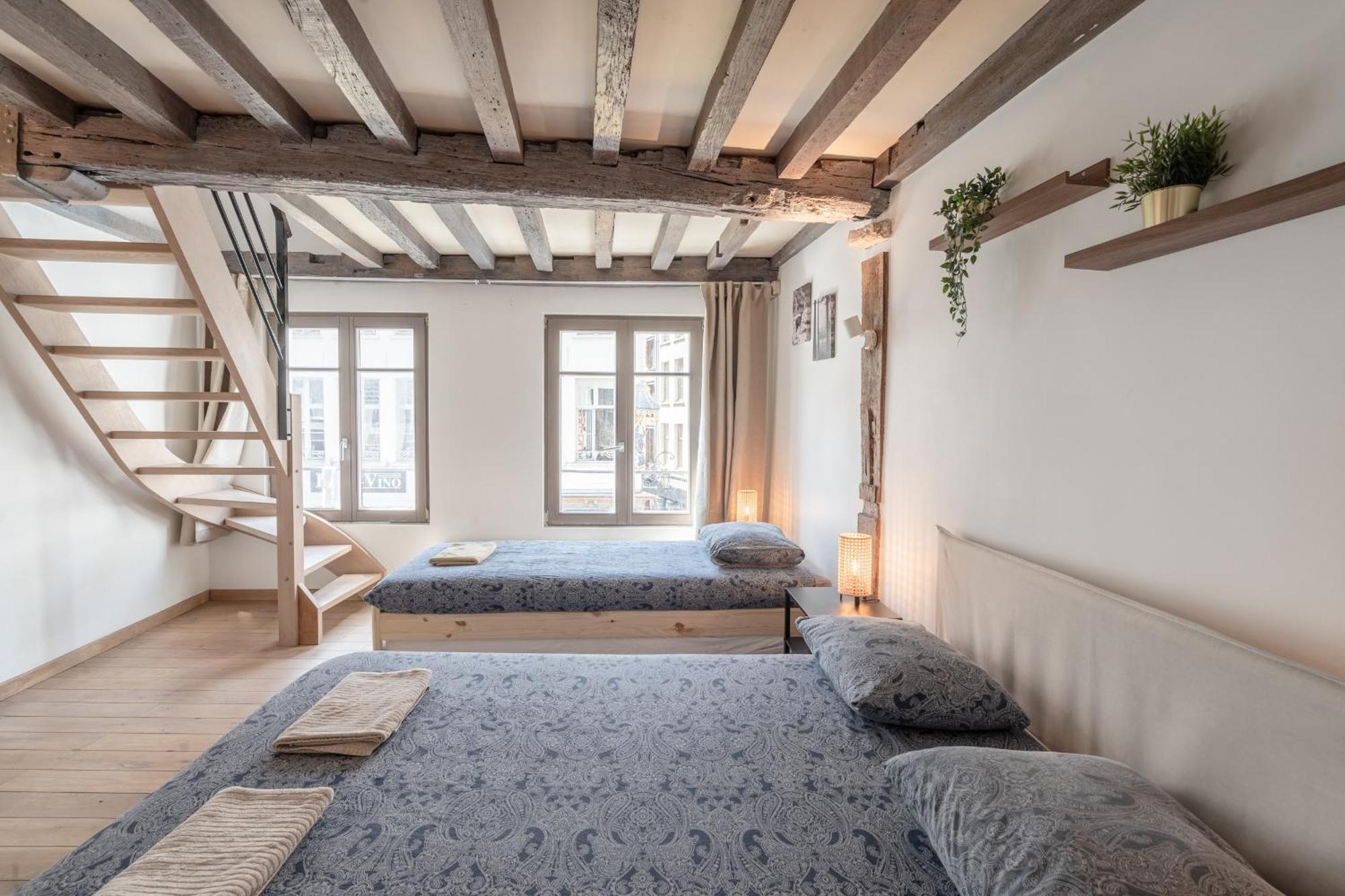 Tempel Cathedral In The Heart Of Appartement *